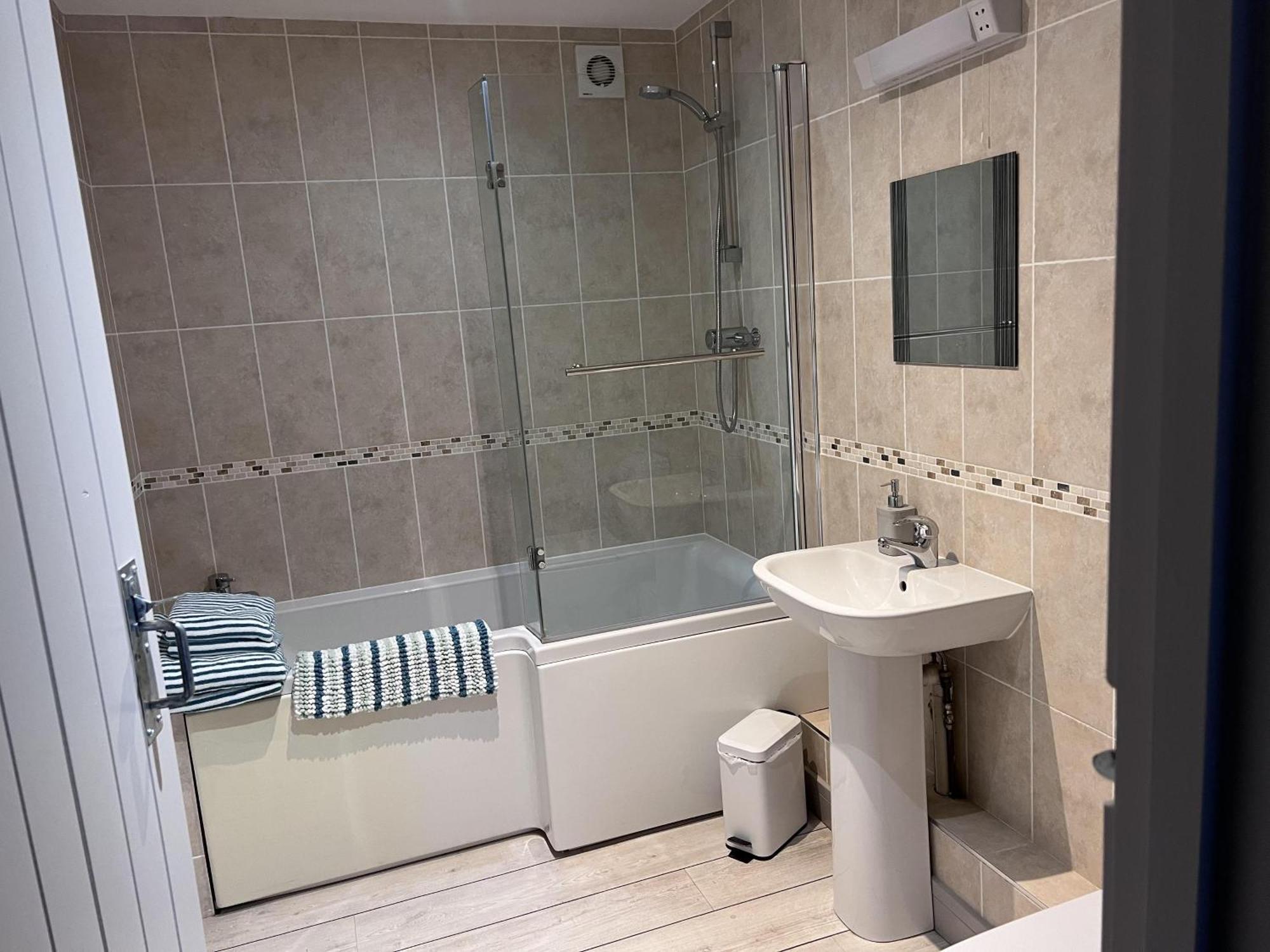Bike Shed - Beautiful 1-Bed Cottage In Shorwell Buitenkant foto